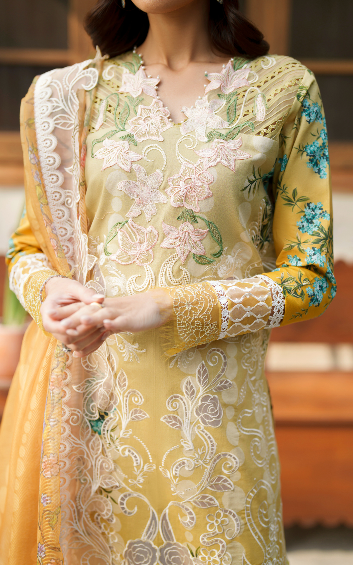 Asifa and Nabeel | Versa Luxury Lawn 26 | Sovereign Lace VUL26-02-5