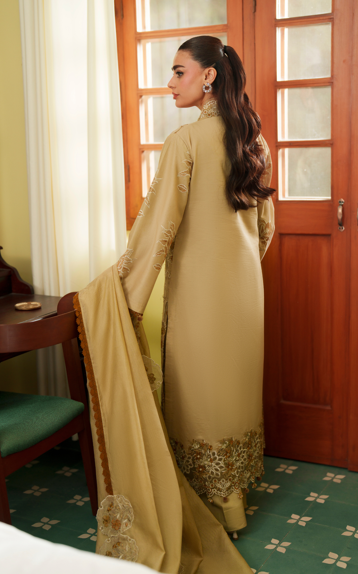 Asifa and Nabeel | Versa Luxury Lawn 26 | Urban Serenity VUL26-09-2