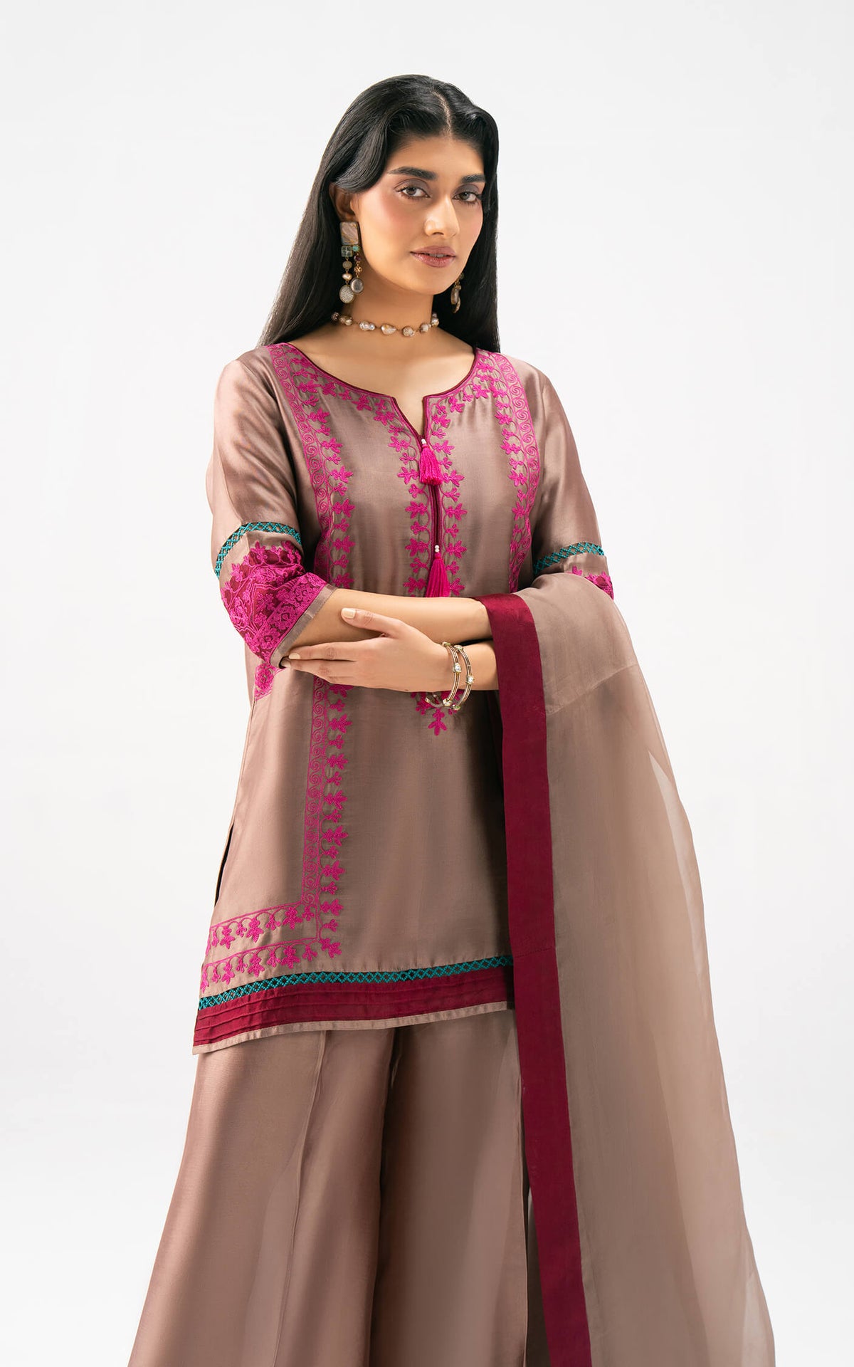 Asifa and Nabeel | Celevara Luxe | Velour Dawn-4