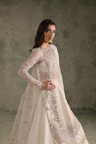 Imran Ramzan | Esmeree Wedding Formals | Véu de Flores