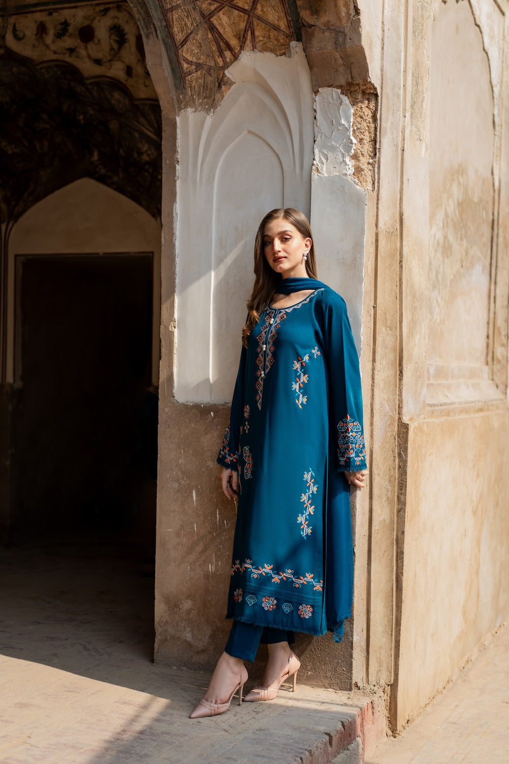 Vintage | Jehaan Luxury Edit | Lamya, image 5