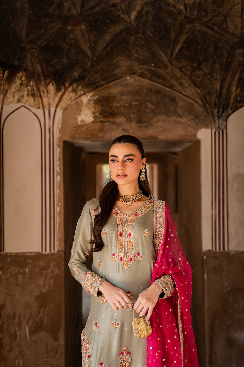 Vintage | Maaheru Formals | Roshni, image 3