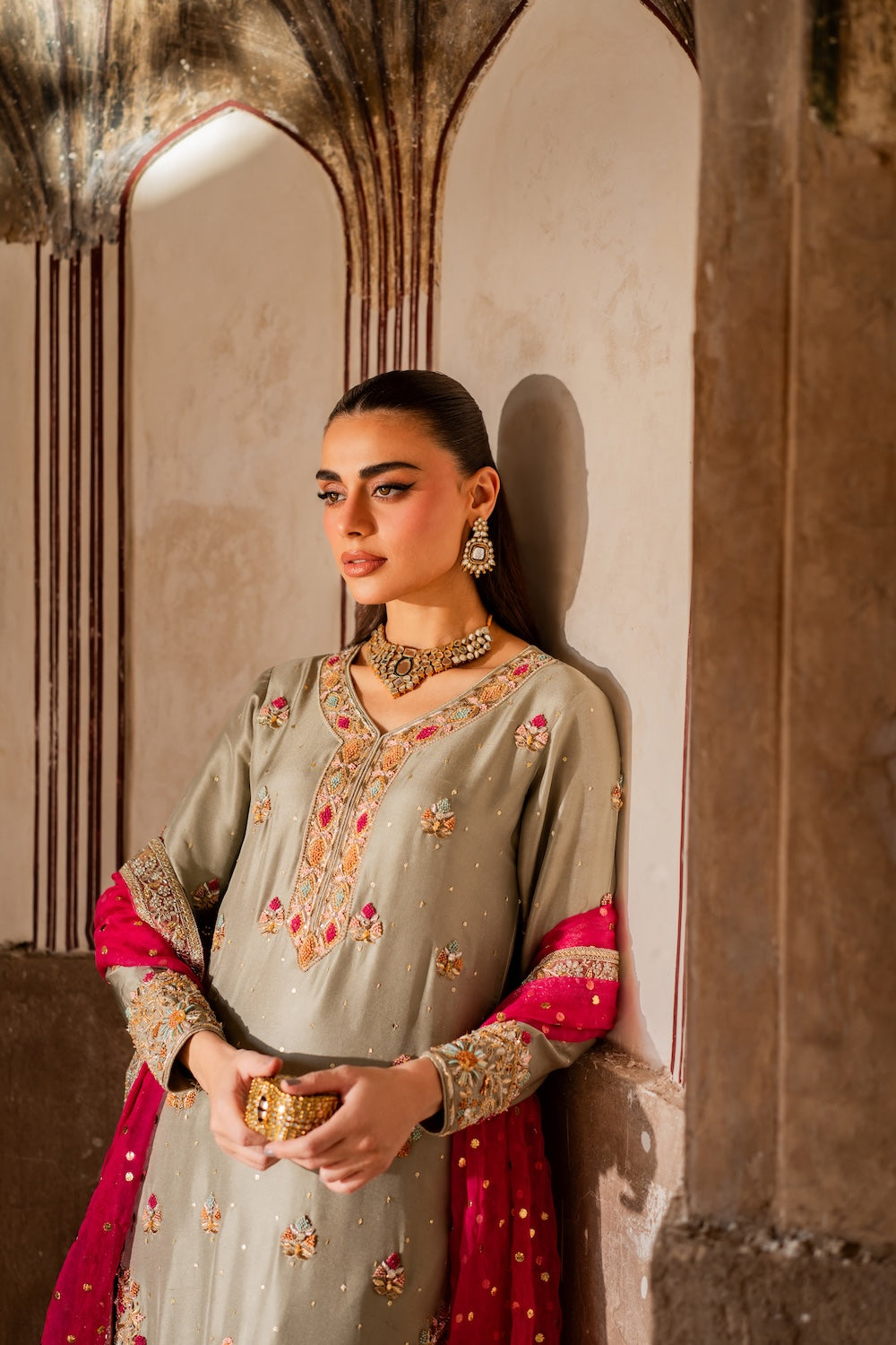 Vintage | Maaheru Formals | Roshni, image 4