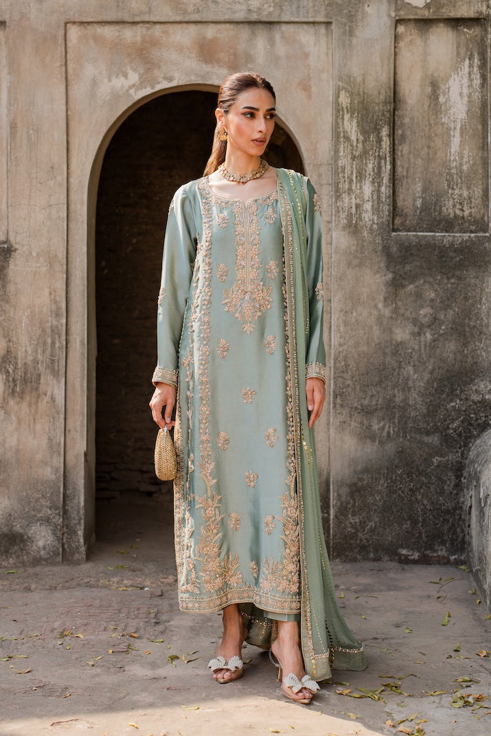 Vintage | Maaheru Formals | Nayab-1