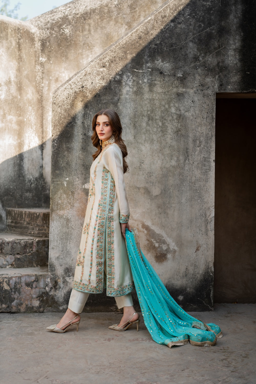 Vintage | Maaheru Formals | Daniya-7