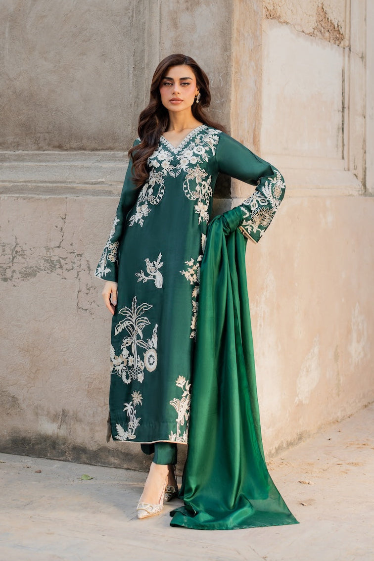 Vintage | Maaheru Formals | Narmeen