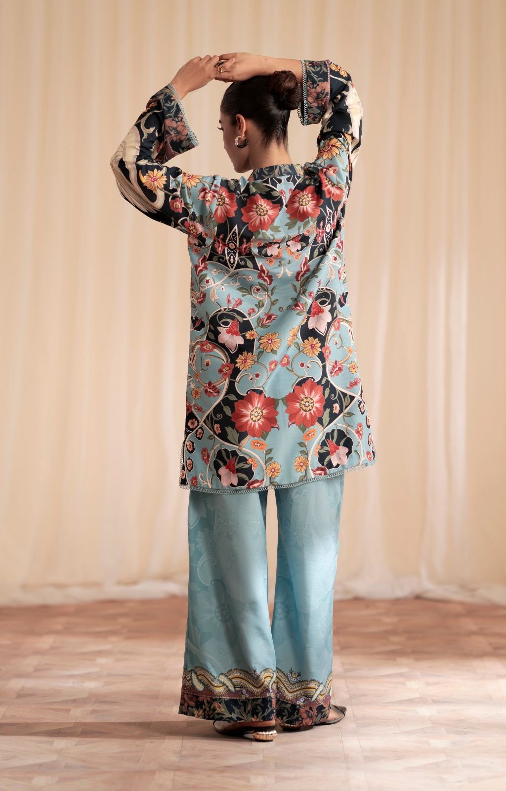 Inayat | Cords 25 | Moonstone-2