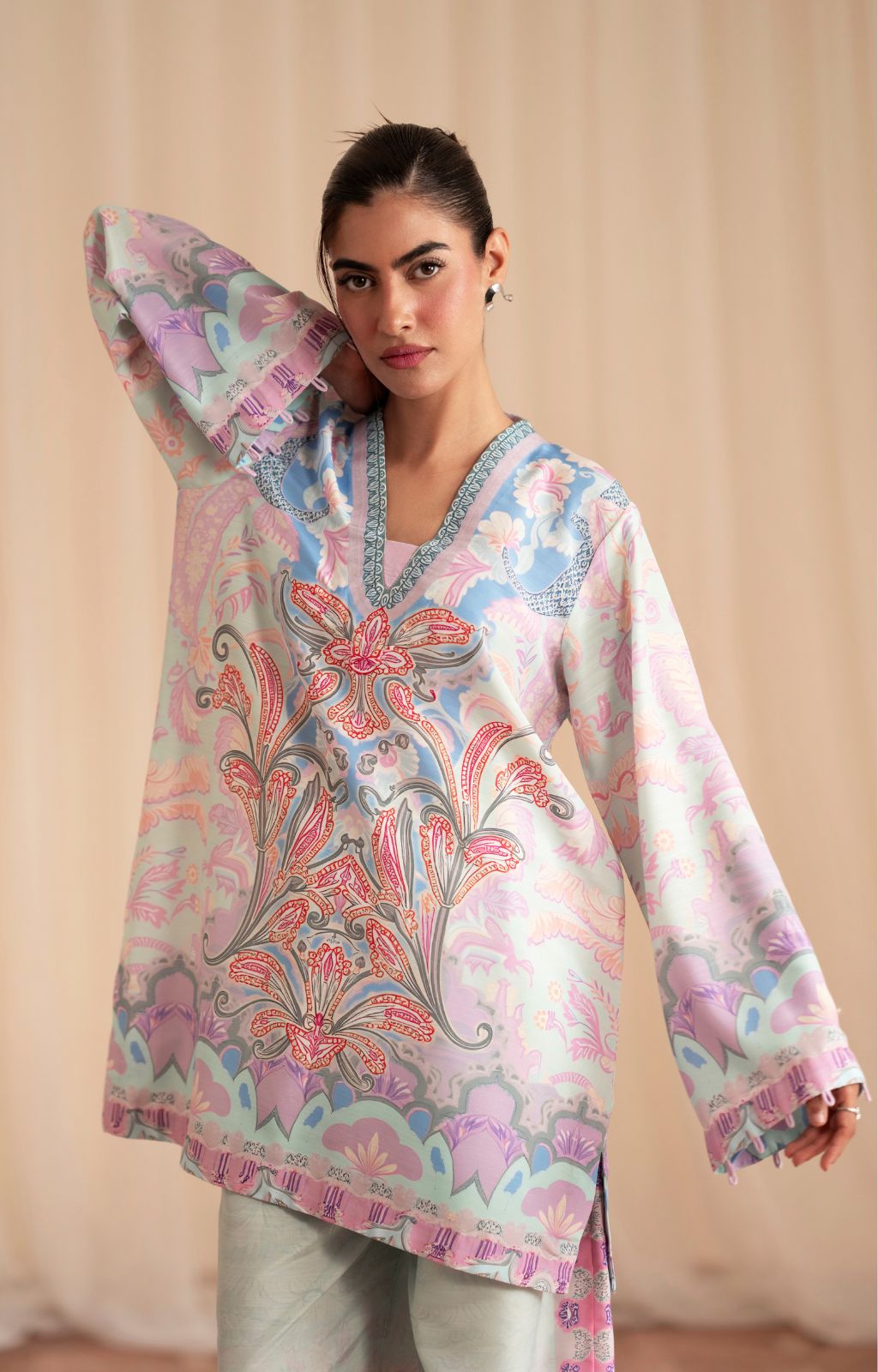 Inayat | Cords 25 | Dahlia, image 3