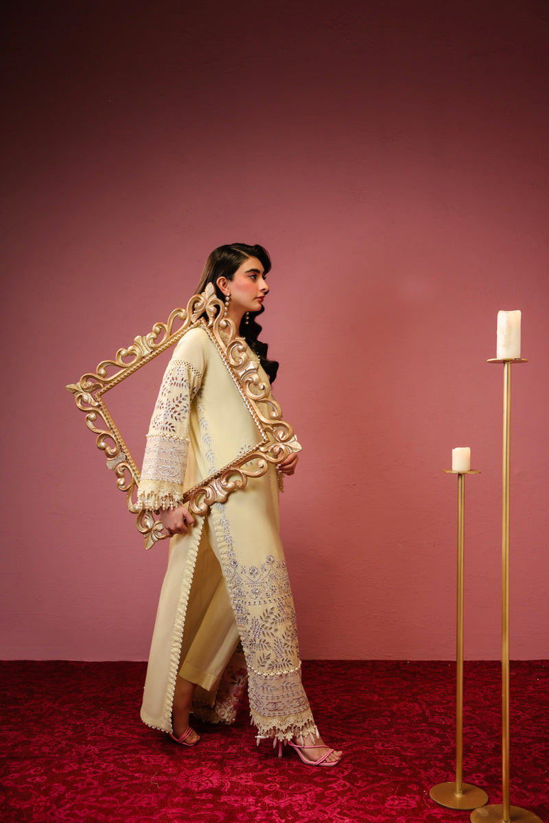 Al Karam | Schiffli Capsule | RTS | SHIRT, TROUSER & DUPATTA 4-2