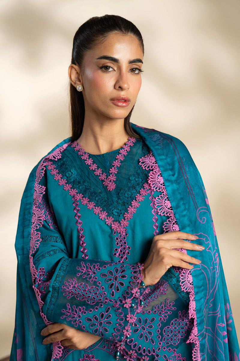 Al Karam | Schiffli Capsule | RTS | SHIRT, TROUSER & DUPATTA 5 by Alkaram, image 4
