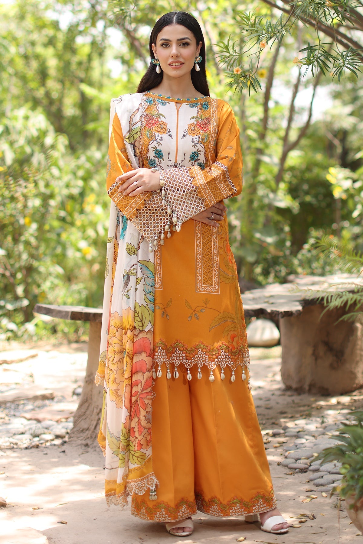 Charizma | Infinity Lawn | 3-PC UNSTITCHED EMBROIDERED LAWN COLLECTION IN6-09-1