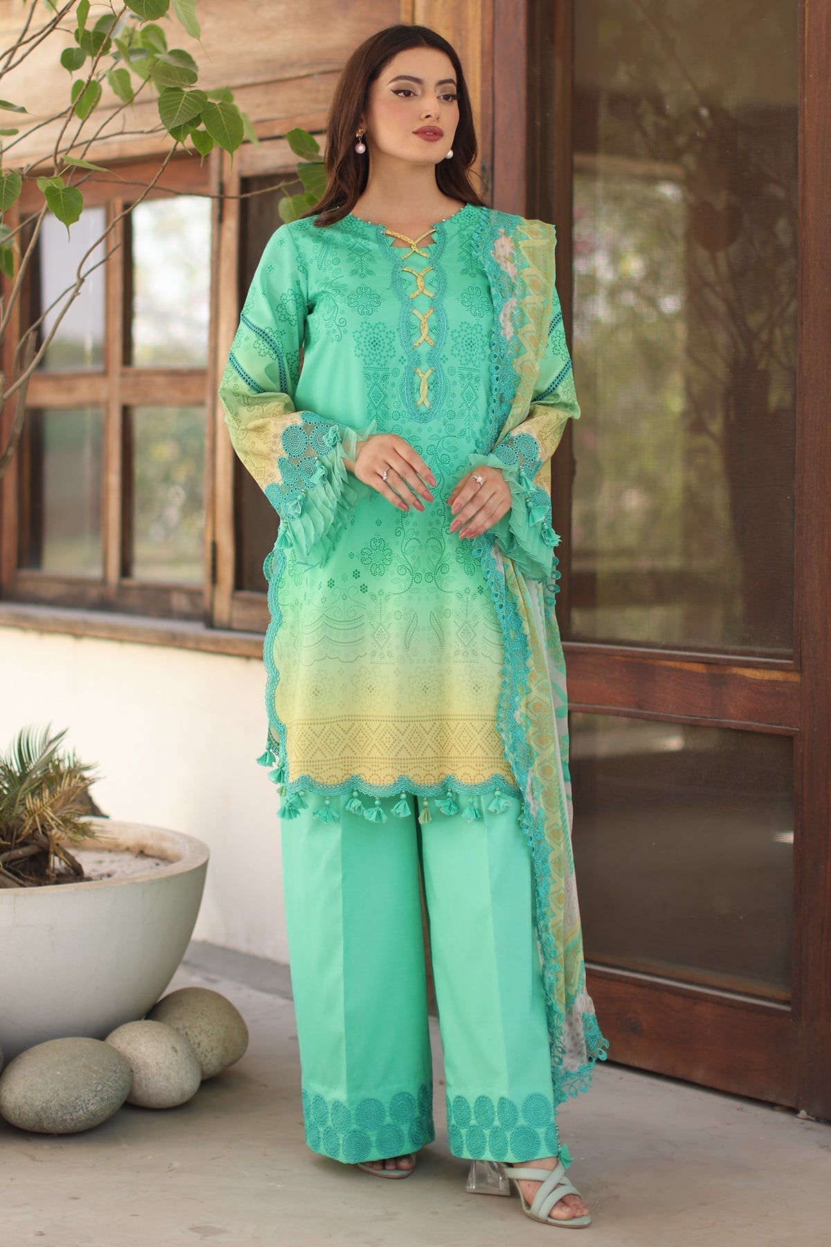 Charizma | Infinity Lawn | 3-PC UNSTITCHED EMBROIDERED LAWN COLLECTION IN6-08-1
