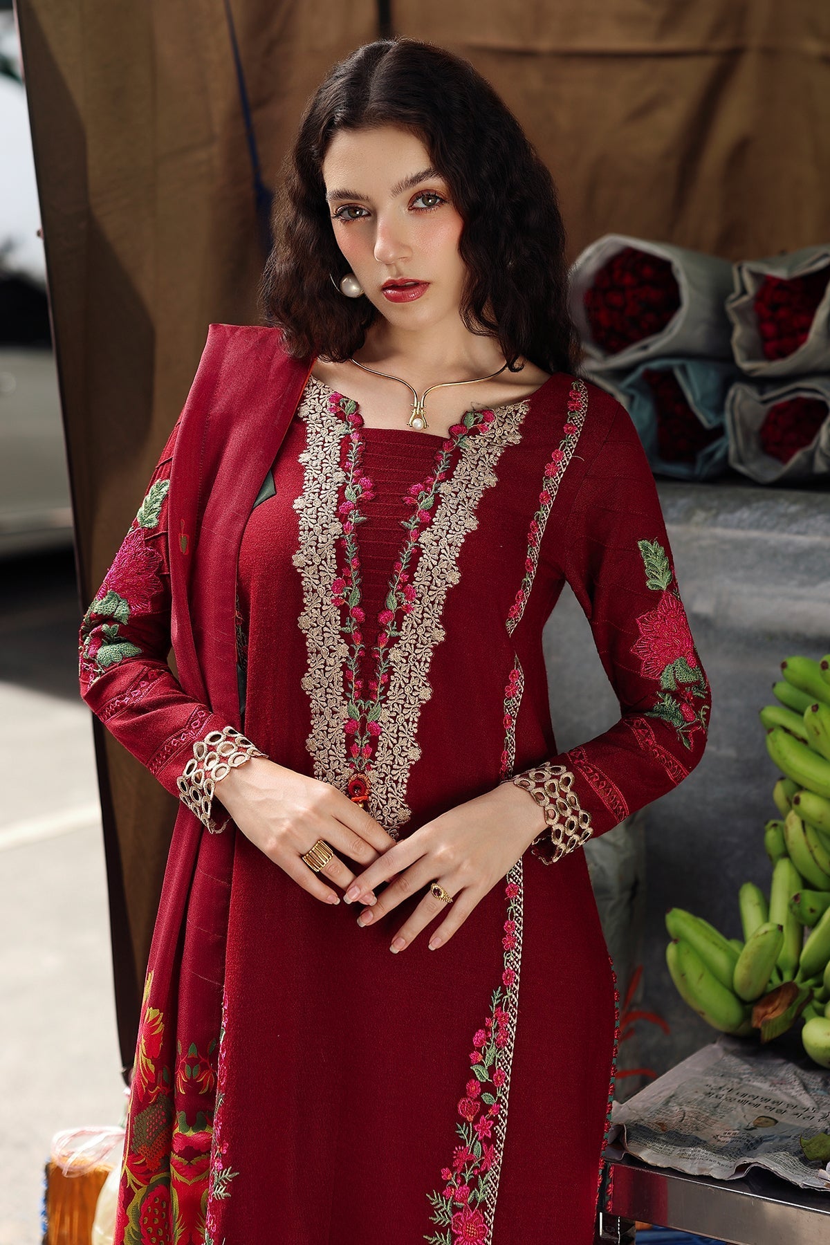 Charizma | Poshima Winters 25 | 3-pc Unstitched Wool Shawl Collection PSW5-01, image 4