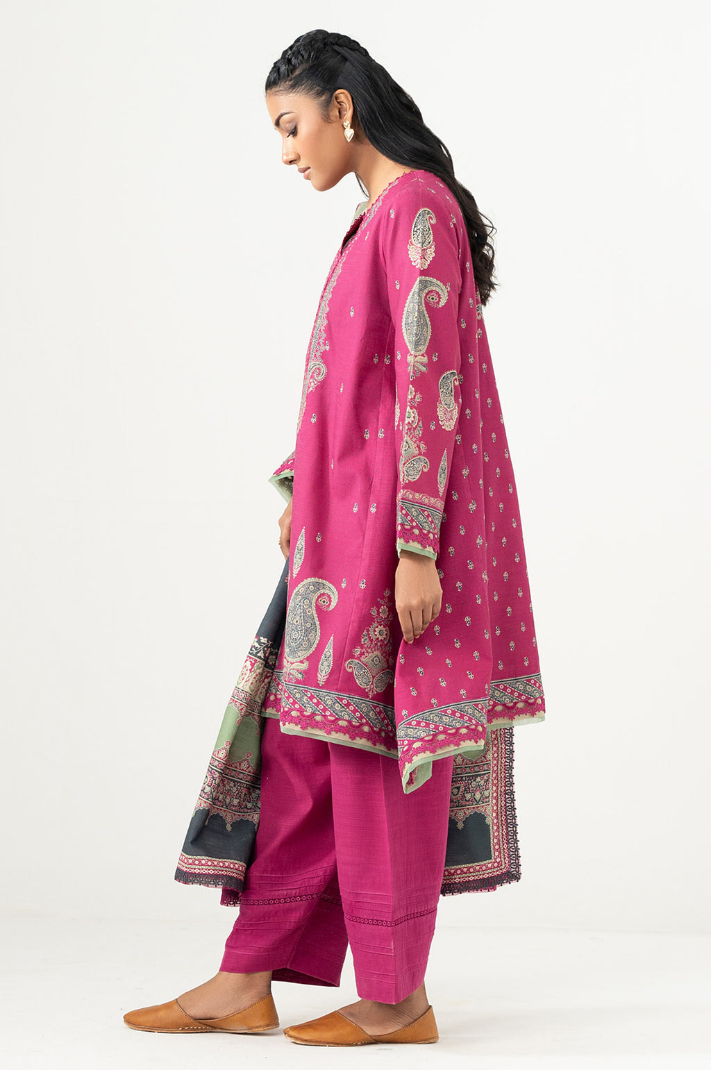Zeen | Winter 25 | WFM34690-4