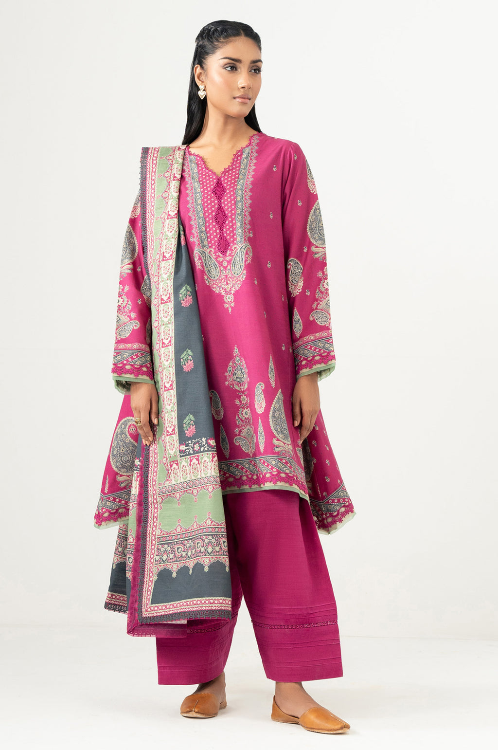 Zeen | Winter 25 | WFM34690