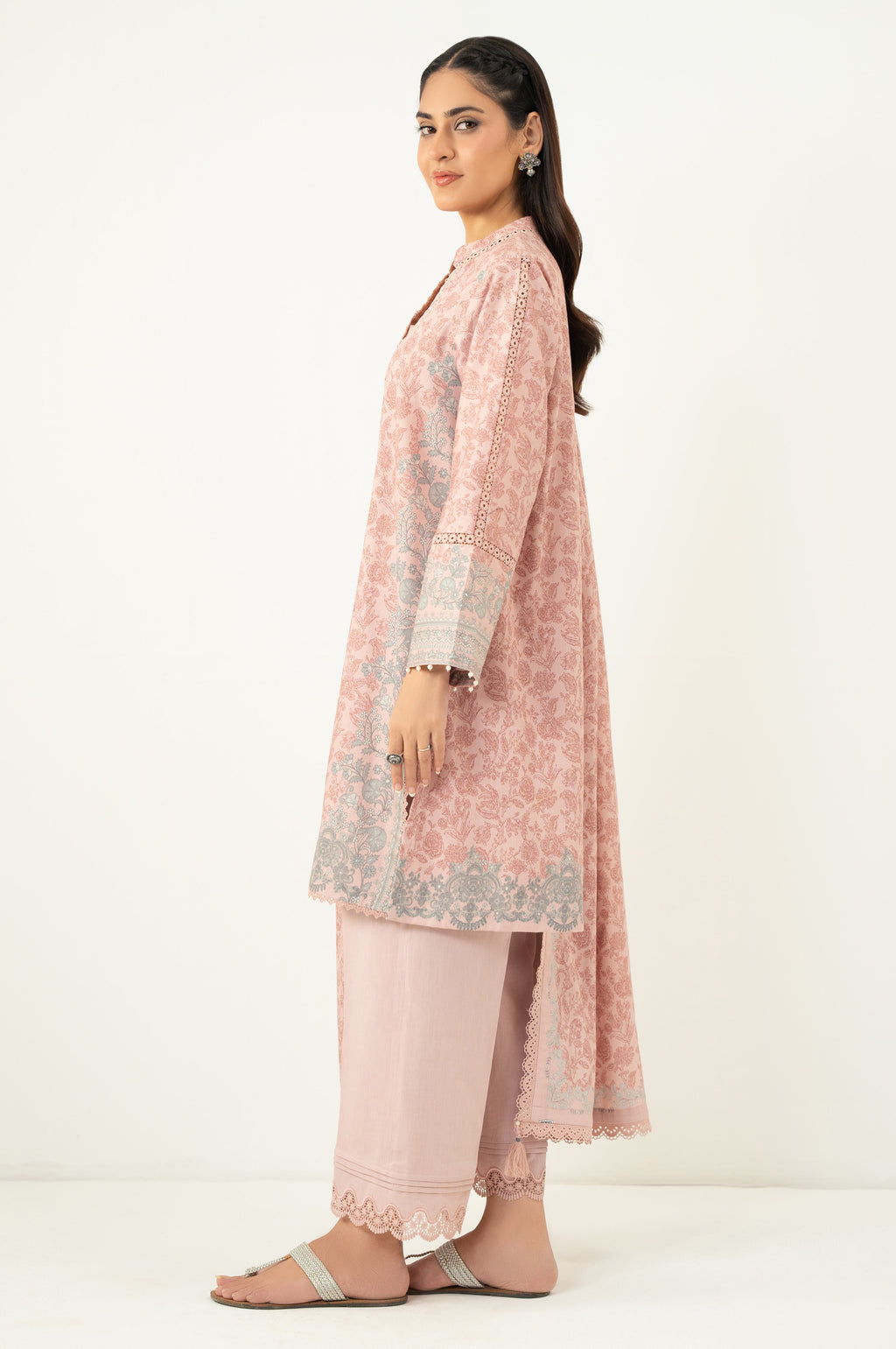 Zeen | Winter 25 | WFM34801-4