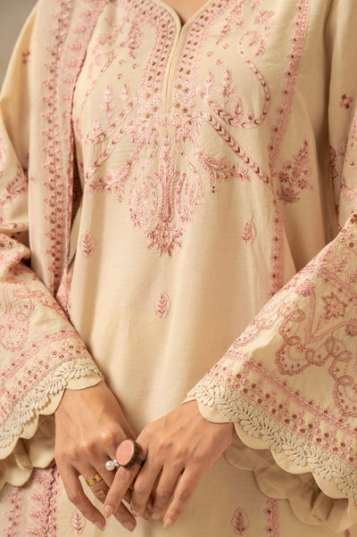 Zeen | Winter 25 | WFM35988