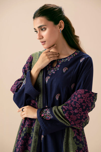 Zeen | Fall Edit 25 | WLM33864