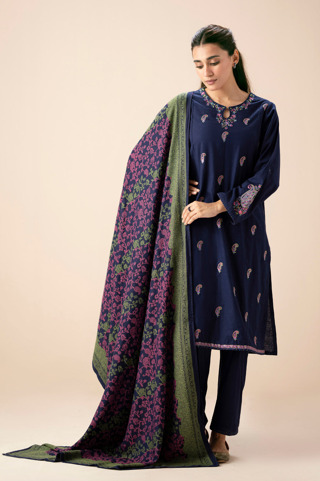 Zeen | Fall Edit 25 | WLM33864, image 4