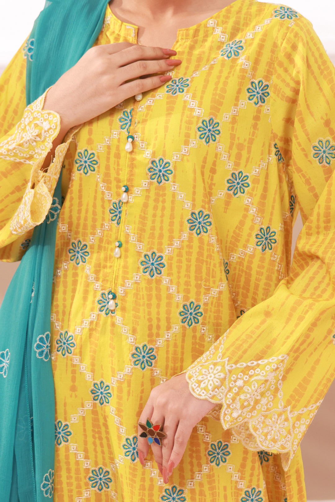 Zellbury | Summer Pret | Embroidered Kurta Dupatta Trouser - 2133 -  Zellbury Women Signature Pret - Original Designer Dress - House of Maryam