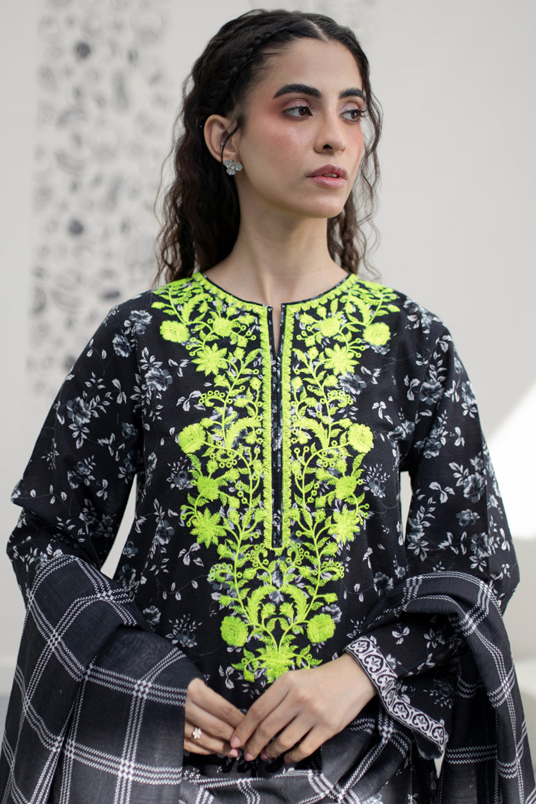 Zellbury | Winter Pret | Embroidered Kurta Dupatta - 1525 -  Zellbury Women Essential Pret - Original Designer Dress - House of Maryam