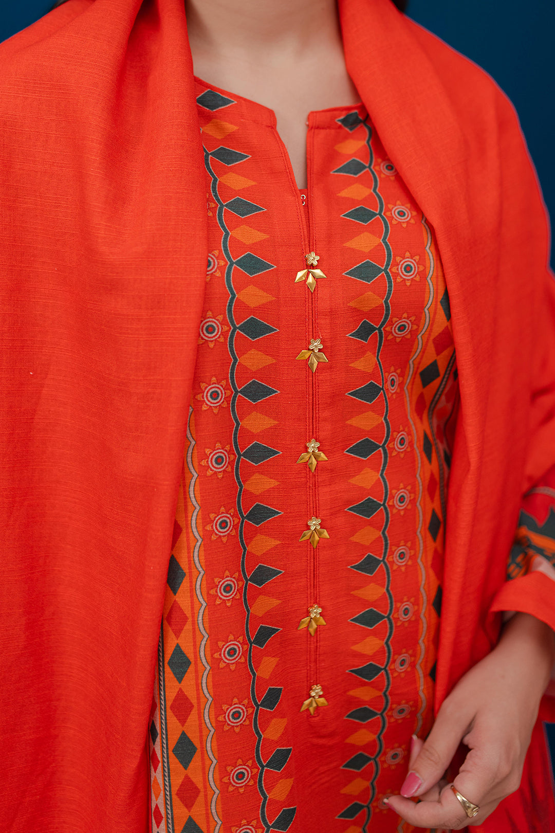 Zellbury | Winter Pret | Kurta Dupatta - 3053 -  Zellbury Women Essential Pret - Original Designer Dress - House of Maryam