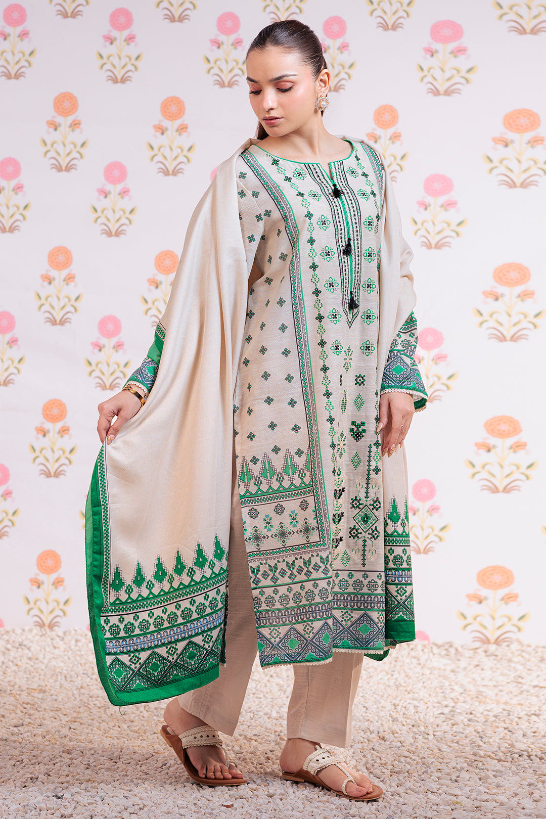 Zellbury | Winter Pret | Embroidered Kurta Dupatta Trouser - 3075 -  Zellbury Women Essential Pret - Original Designer Dress - House of Maryam