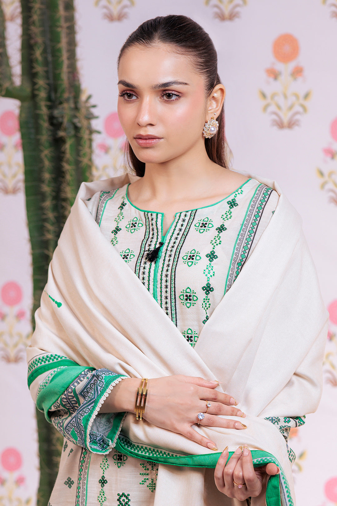 Zellbury | Winter Pret | Embroidered Kurta Dupatta Trouser - 3075 -  Zellbury Women Essential Pret - Original Designer Dress - House of Maryam