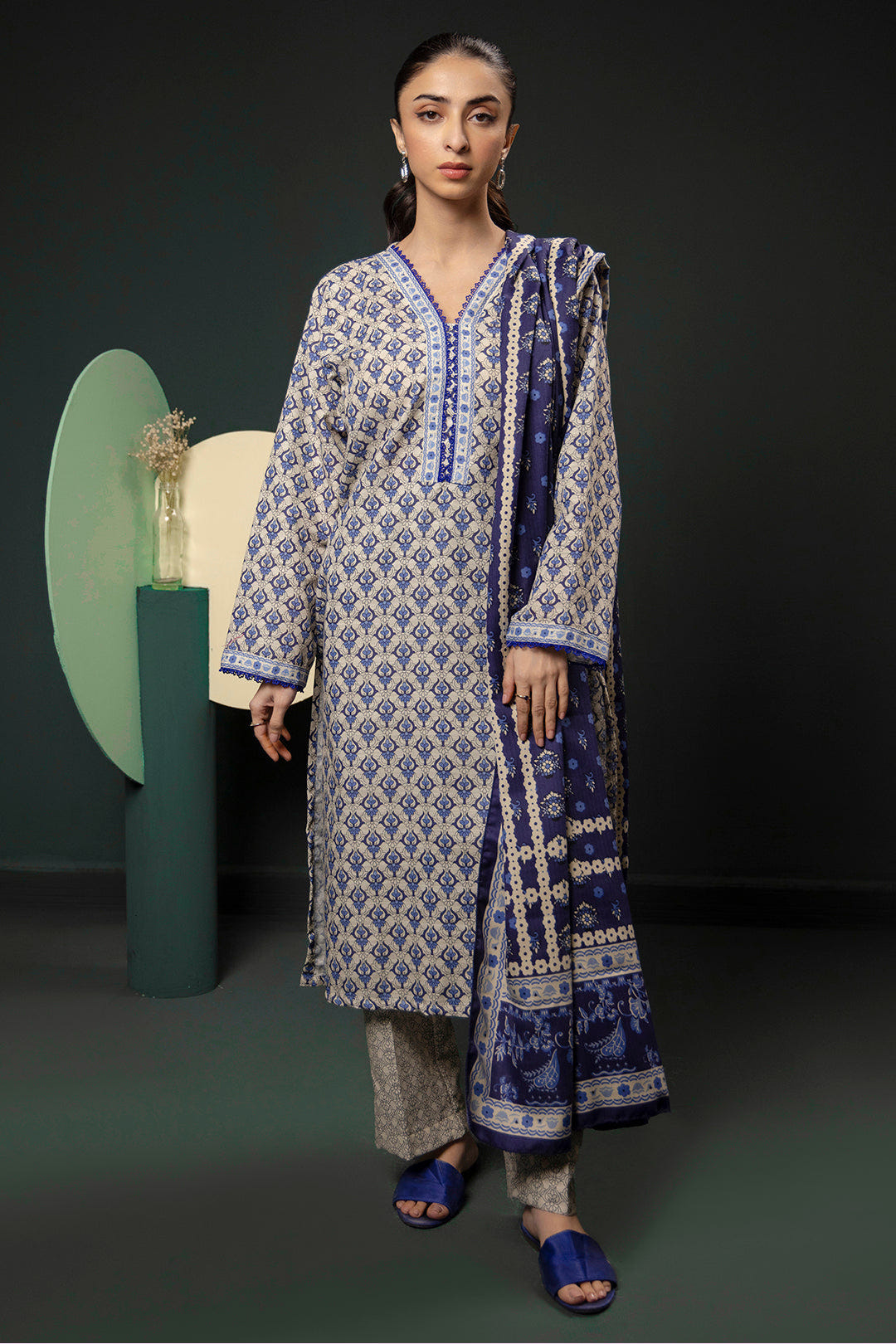 Zellbury | Winter Pret | Kurta Shawl Trouser - 3153 -  Zellbury Women Essential Pret - Original Designer Dress - House of Maryam