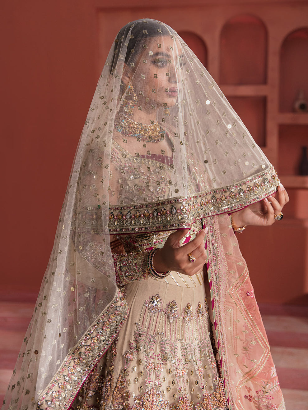 Gulaal | Wedding Formals | ANSHAH GL-WS-22V1-28 (IVORY WHITE LEHNGA CHOLI)