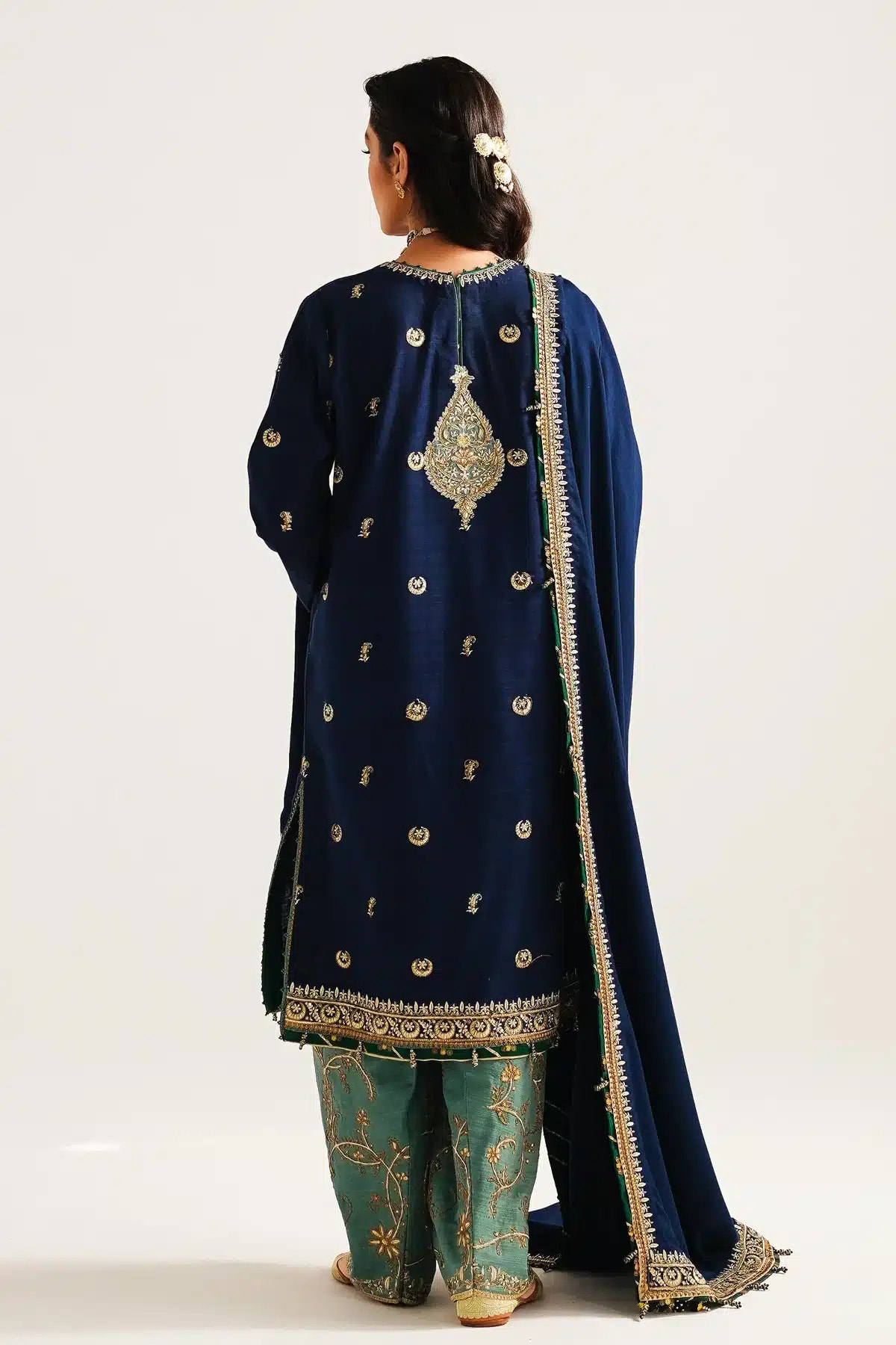 Zara ShahJahan | Winter Shawl 23 | WS23-D1 -  Zara Shahjahan Luxury - Original Designer Dress - House of Maryam