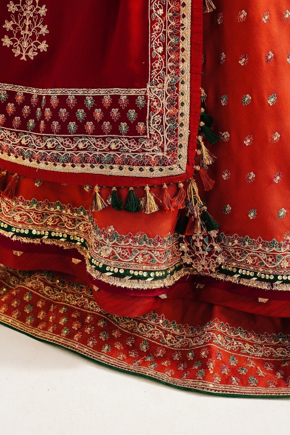 Zara ShahJahan | Winter Shawl 23 | WS23-D4 -  Zara Shahjahan Luxury - Original Designer Dress - House of Maryam