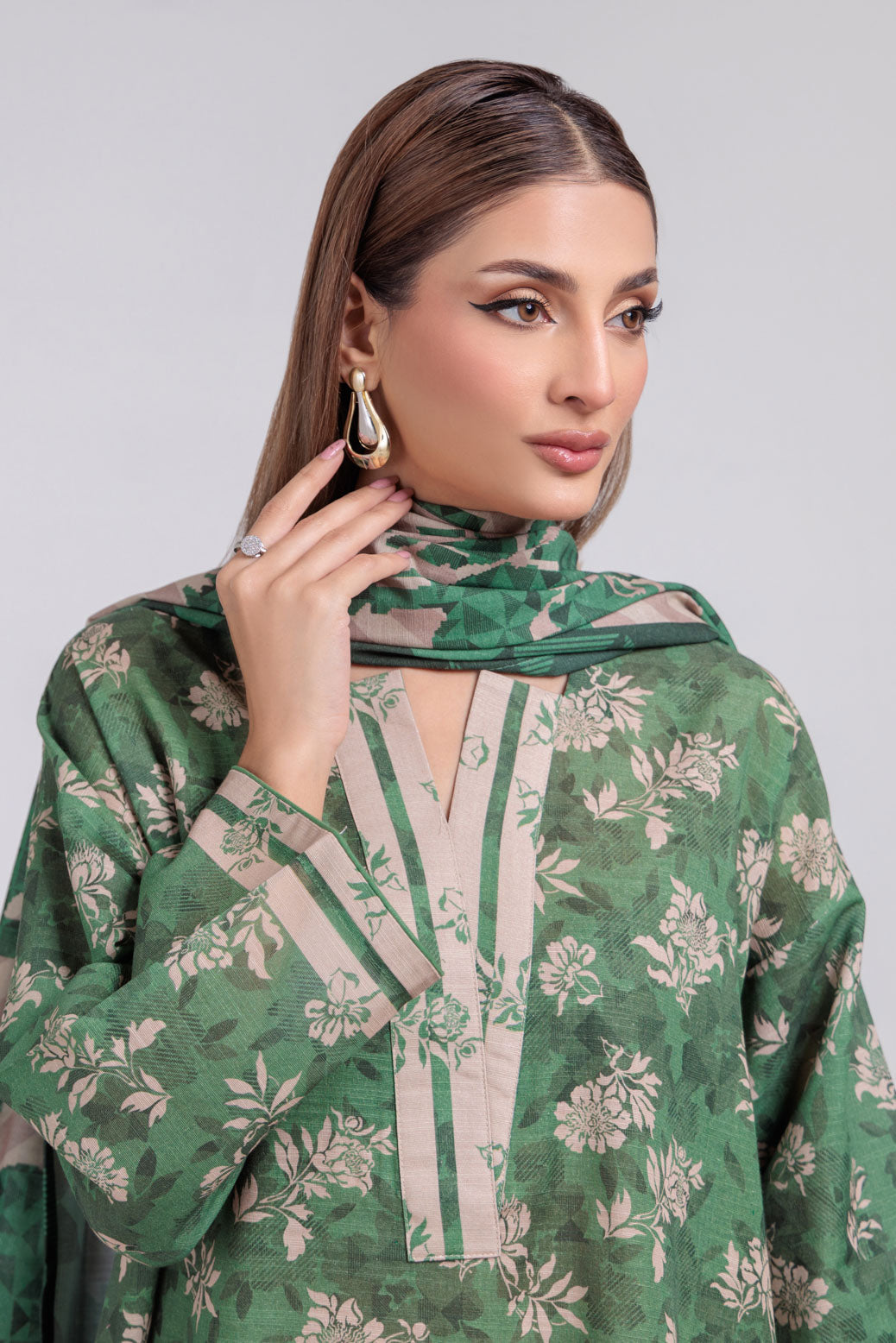 Bonanza Satrangi | Green Khaddar 3 Piece (WS6243P90)