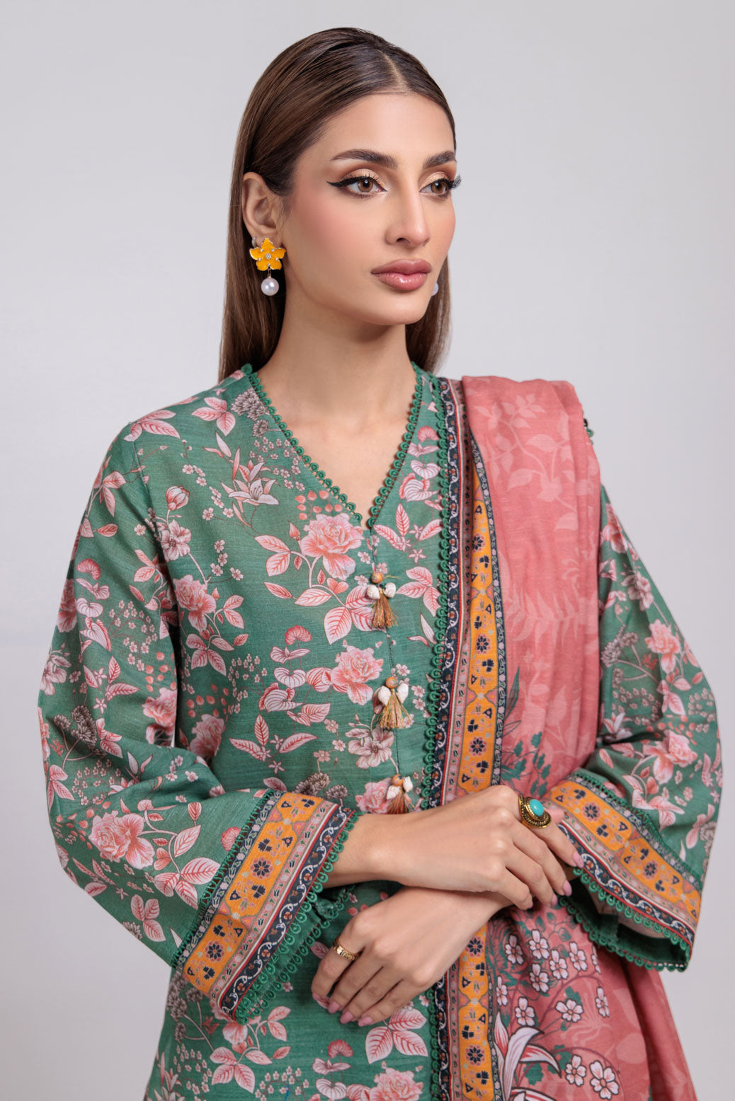 Bonanza Satrangi | Green Khaddar 3 Piece (WS7243P43) -  Bonanza Satrangi Ready To Wear - Original Designer Dress - House of Maryam