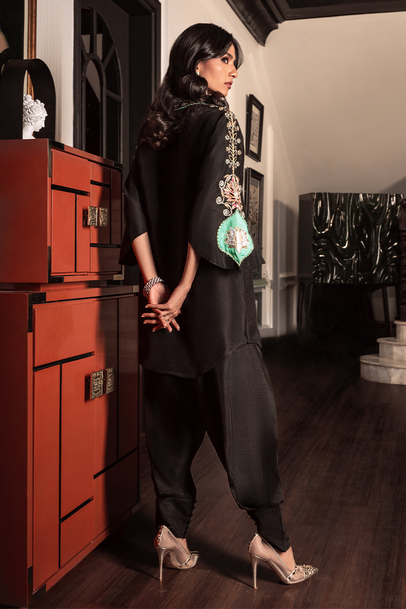 Wardha Saleem | Zimal Silk Edit | Evania -  Wardha Saleem Ladies Clothes - Original Designer Dress - House of Maryam