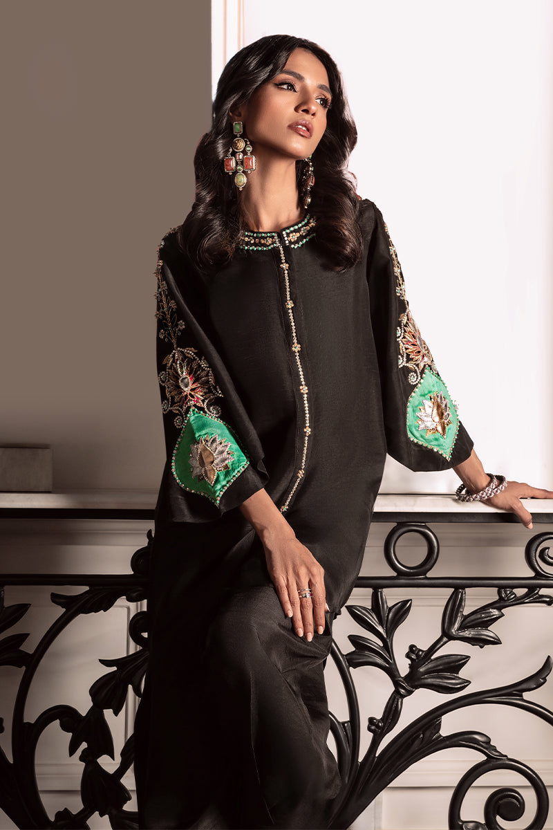 Wardha Saleem | Zimal Silk Edit | Evania -  Wardha Saleem Ladies Clothes - Original Designer Dress - House of Maryam