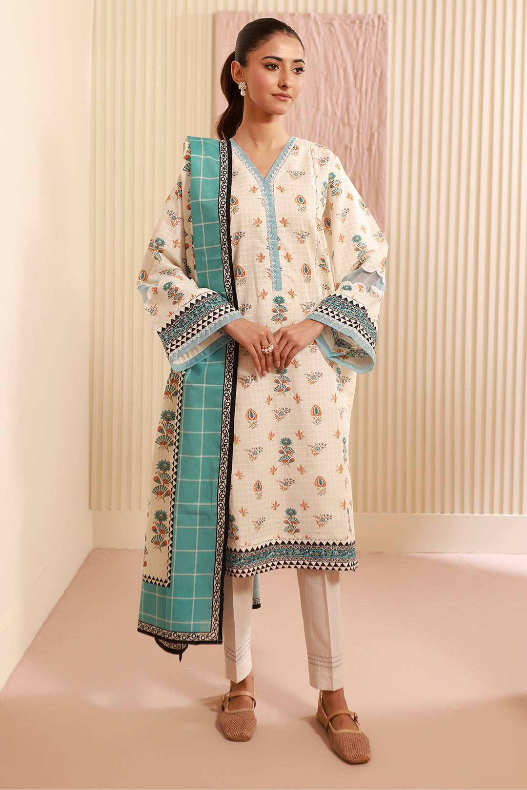 Zellbury | Unstitched 3 Piece Cambric | Shirt Shalwar Dupatta - 0668 -  Zellbury Women Essential Unstitched - Original Designer Dress - House of Maryam