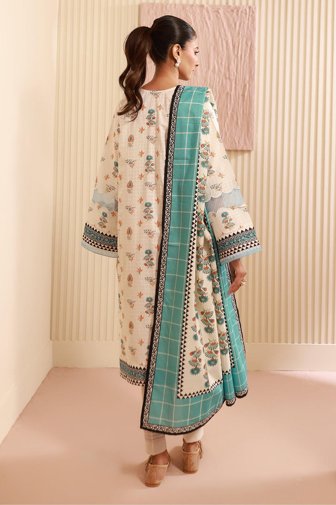 Zellbury | Unstitched 3 Piece Cambric | Shirt Shalwar Dupatta - 0668 -  Zellbury Women Essential Unstitched - Original Designer Dress - House of Maryam