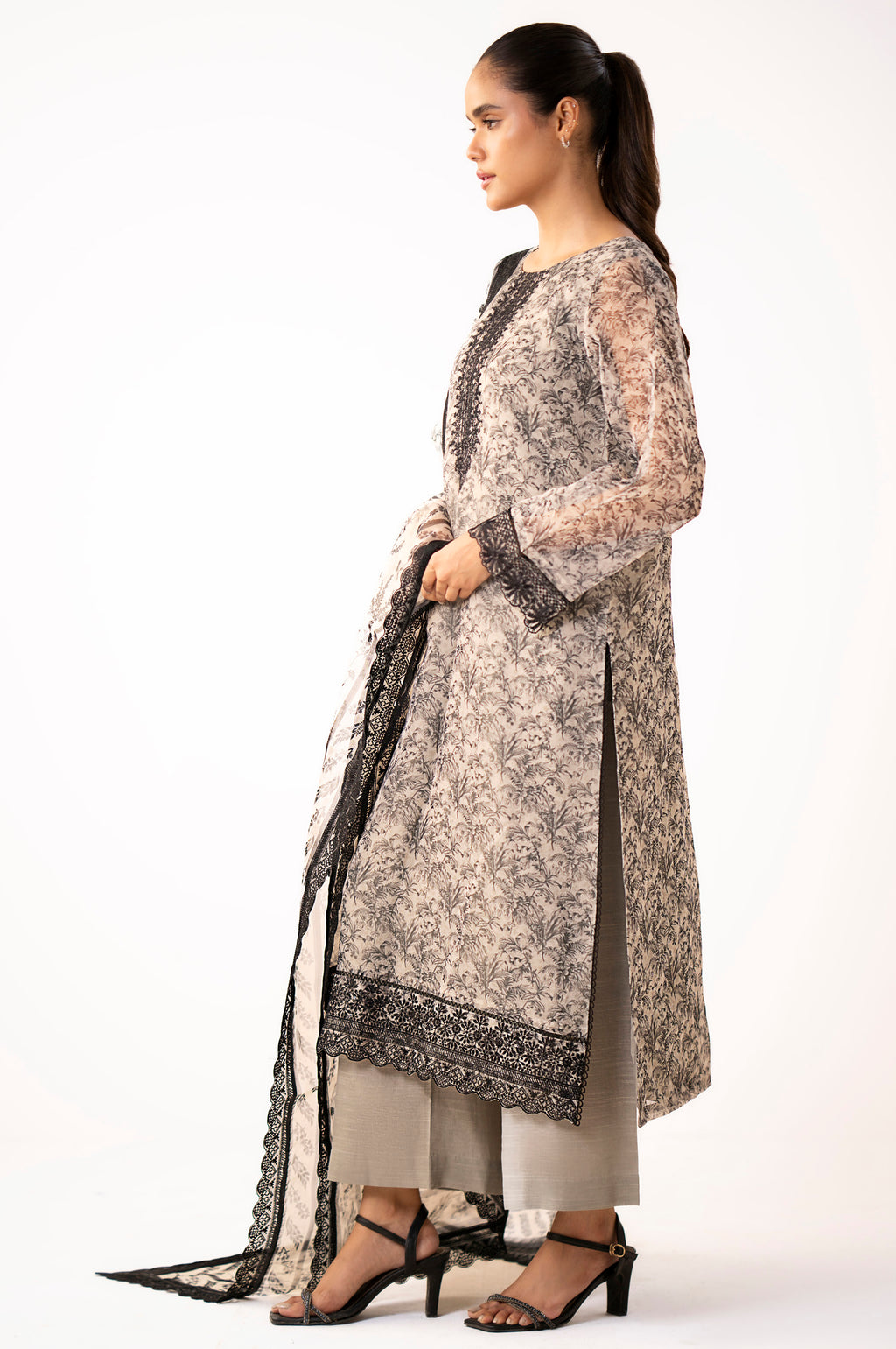 Zeen | Winter 25 | WUM34306-4