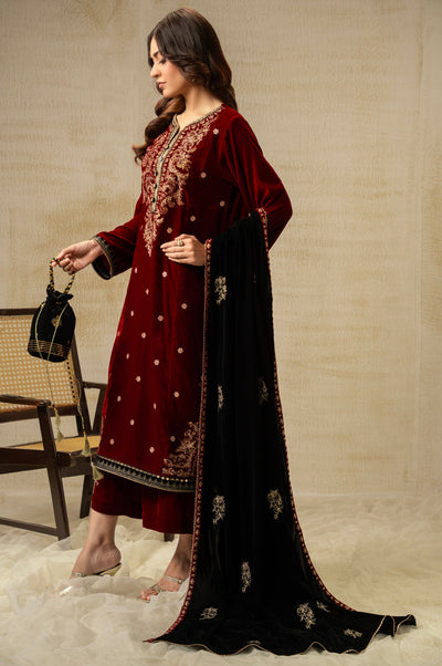 Zeen | Winter 25 | WUM35843