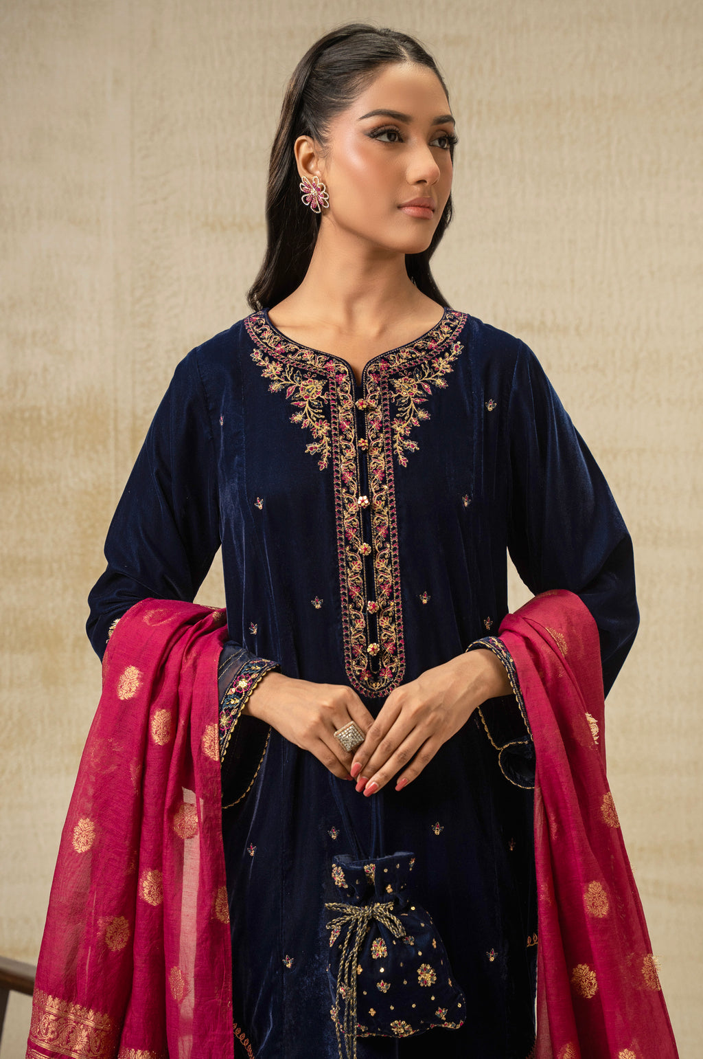 Zeen | Winter 25 | WUM35847-3