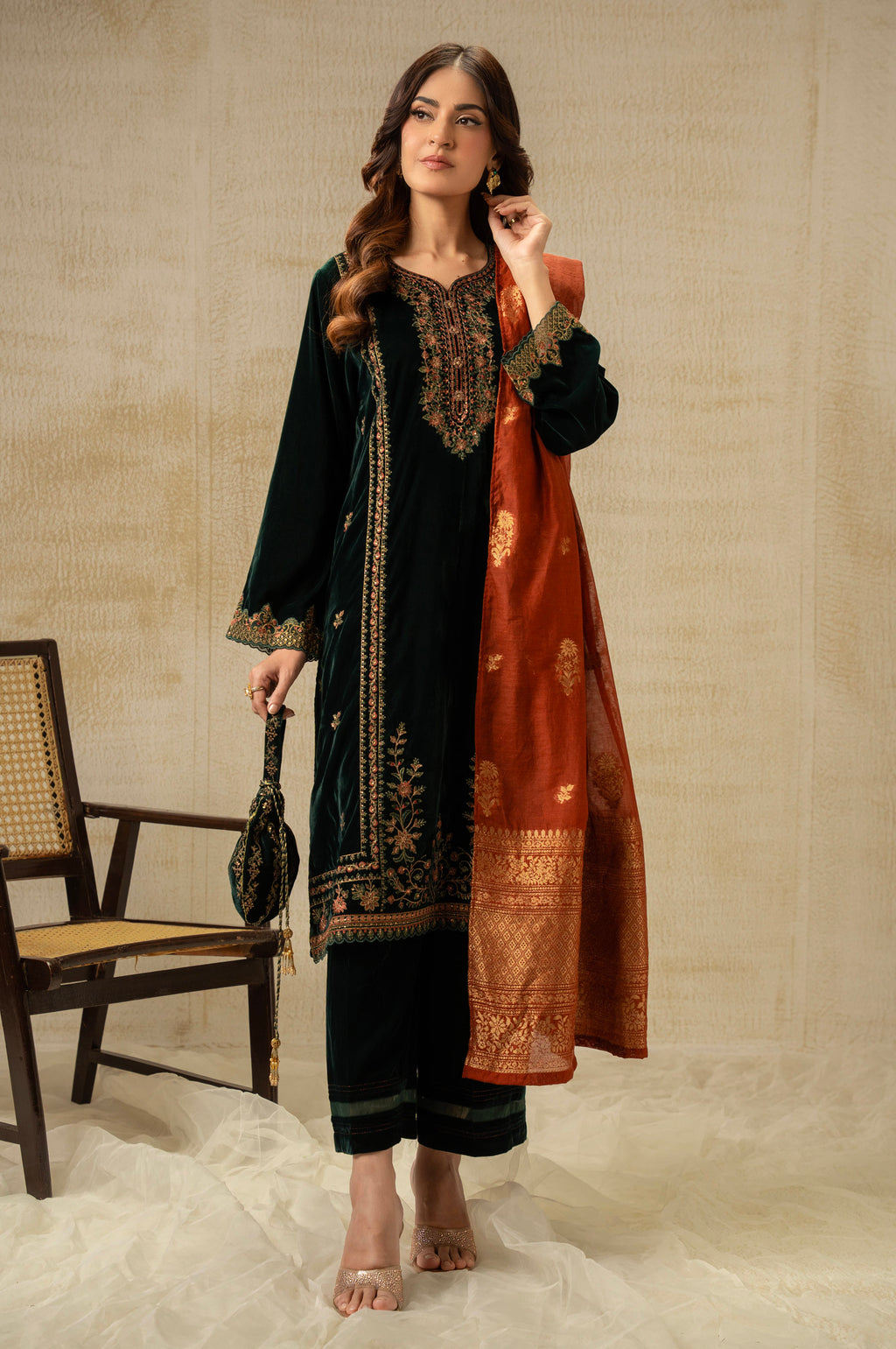 Zeen | Winter 25 | WUM35848-2
