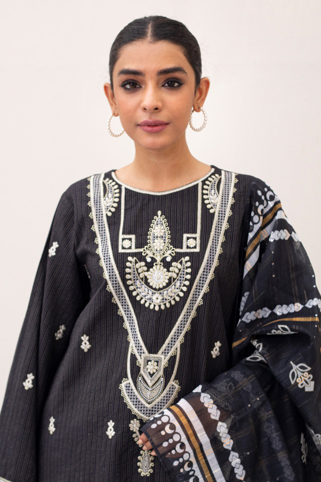 Zellbury | Unstitched 3 Piece Lawn | Embroidered Shirt Shalwar Dupatta - 0190 -  Zellbury Women Signature Unstitched - Original Designer Dress - House of Maryam