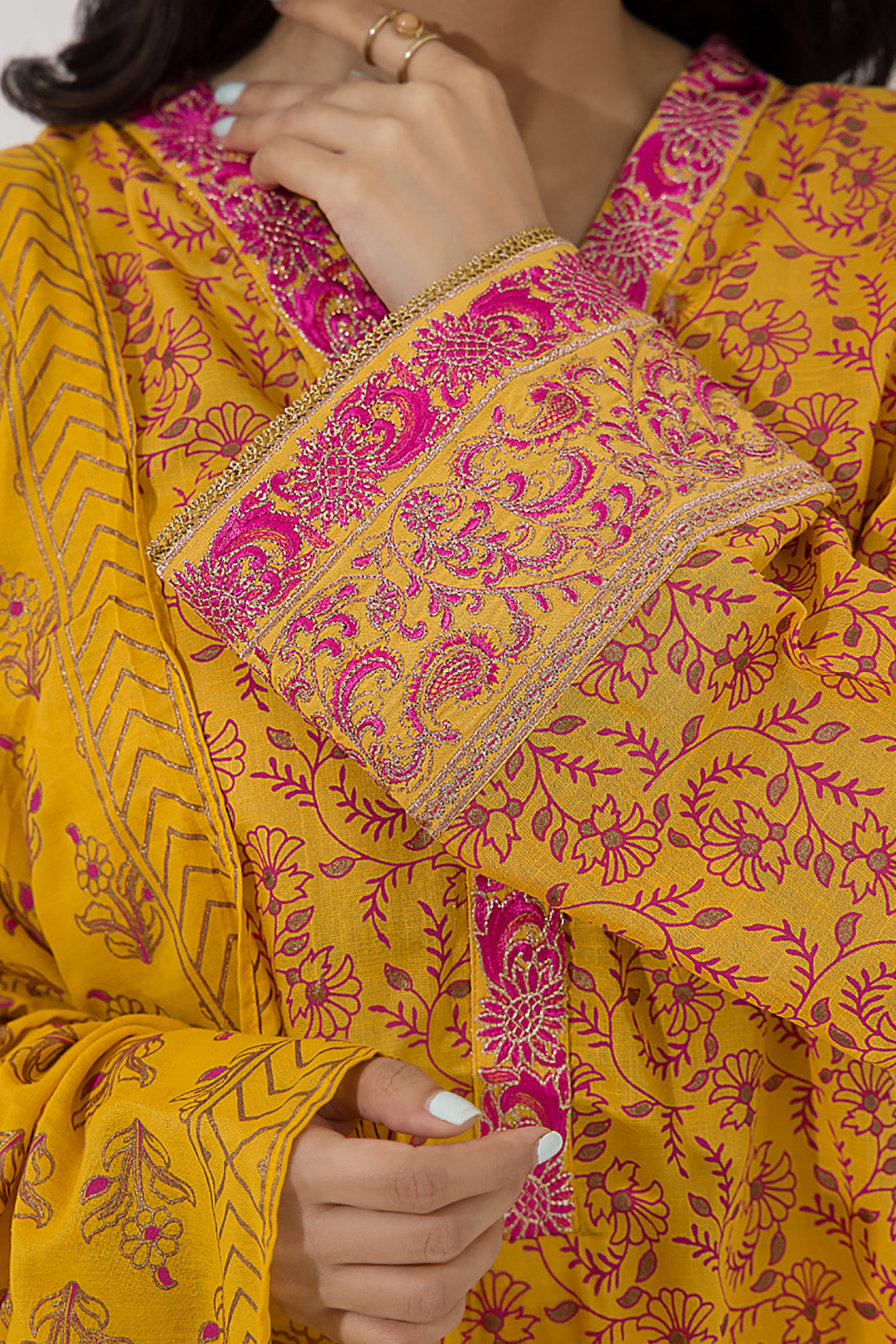 Zellbury | Unstitched 3 Piece Lawn | Embroidered Shirt Shalwar Dupatta - 0199 -  Zellbury Women Signature Unstitched - Original Designer Dress - House of Maryam
