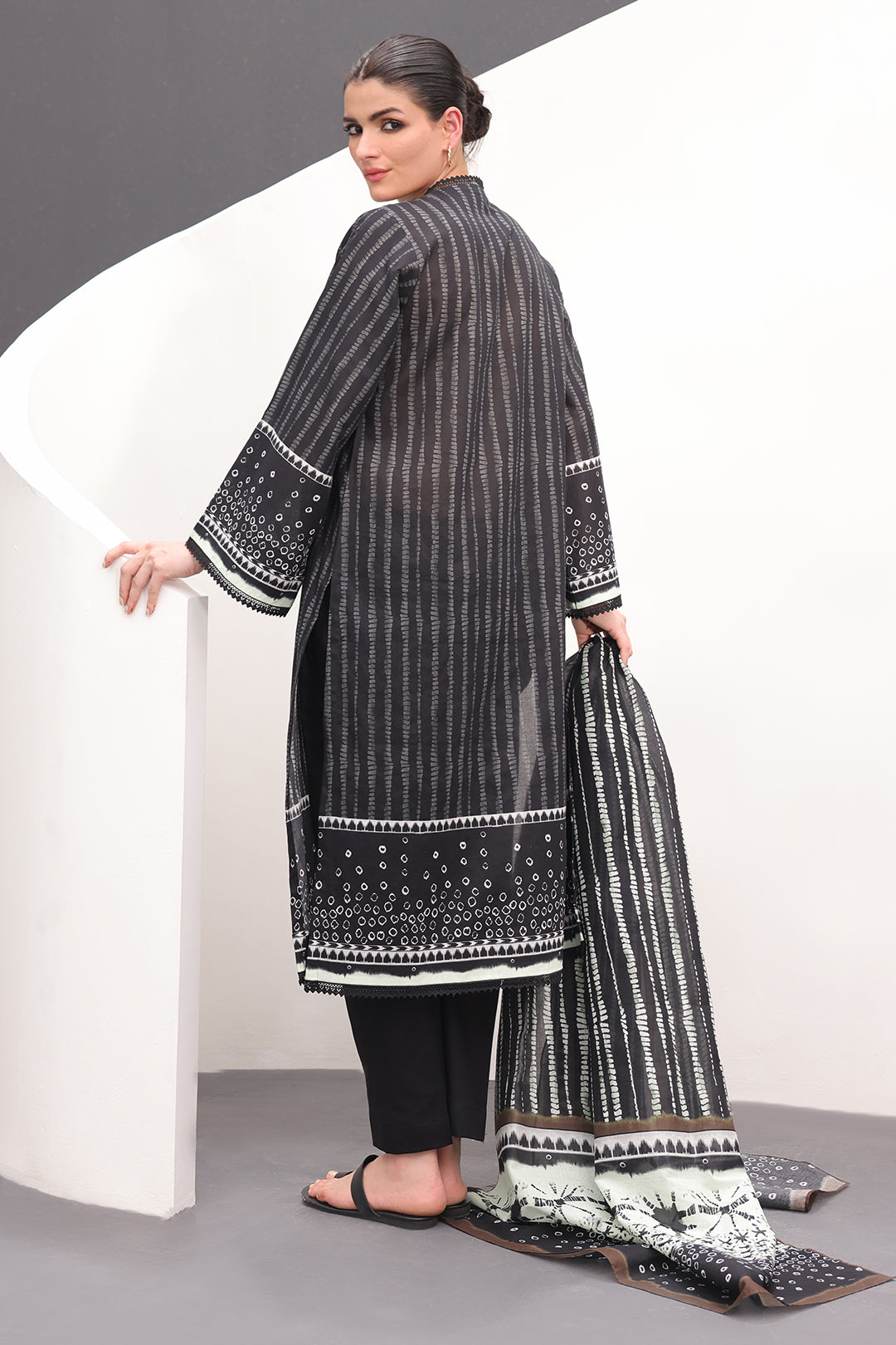 Zellbury | Unstitched 3 Piece Lawn | Shirt Shalwar Dupatta - 1509 -  Zellbury Women Essential Unstitched - Original Designer Dress - House of Maryam