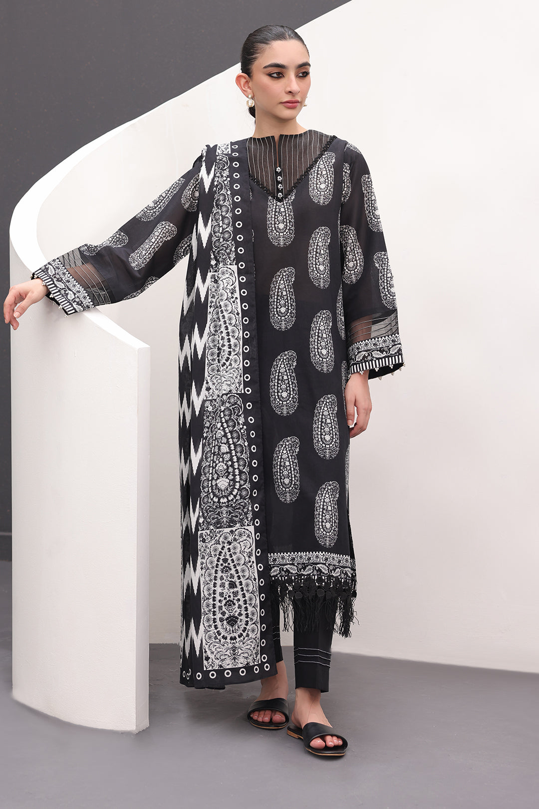 Zellbury | Unstitched 3 Piece Lawn | Shirt Shalwar Dupatta - 1525 -  Zellbury Women Essential Unstitched - Original Designer Dress - House of Maryam