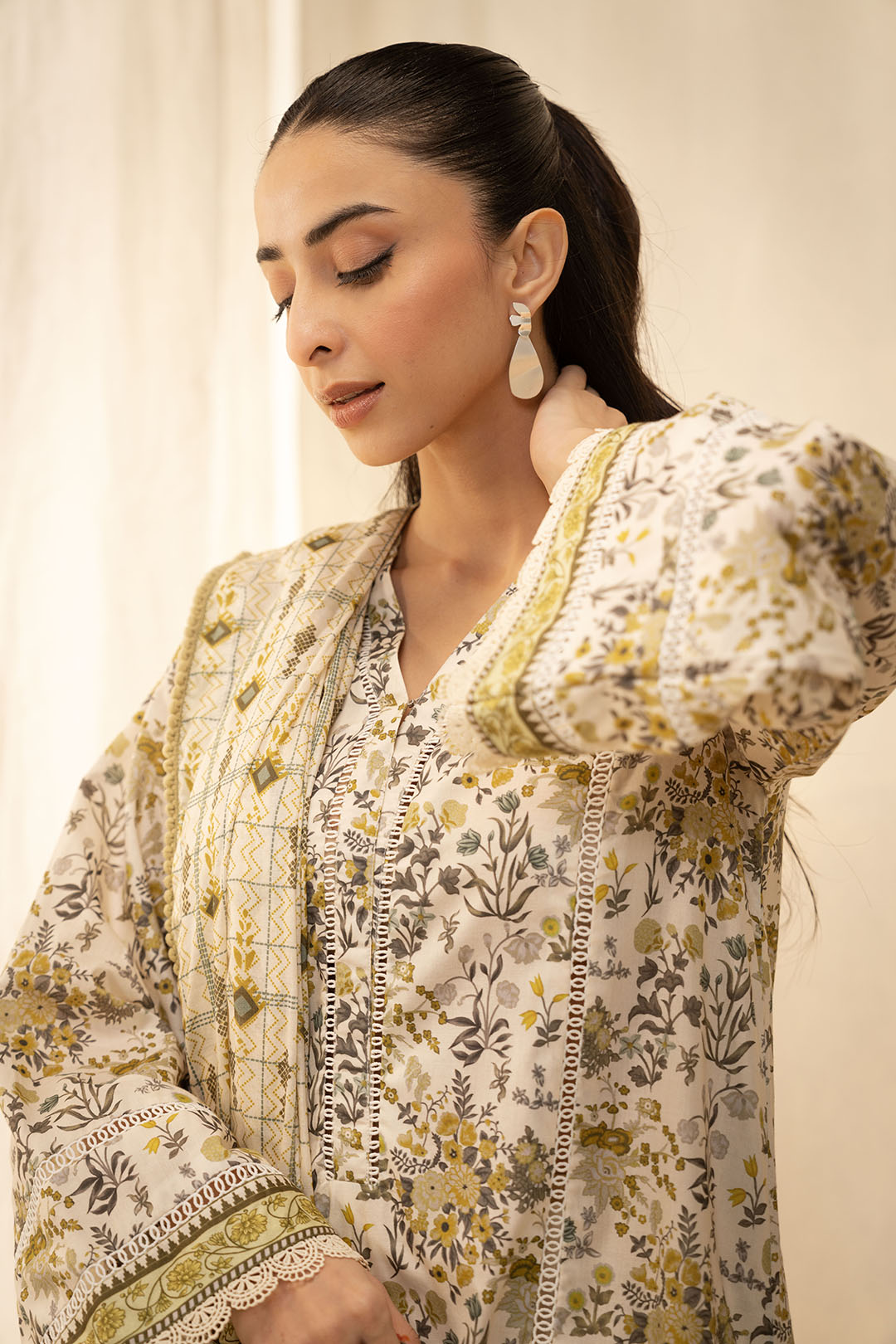 Zellbury | Unstitched 2 Piece Lawn | Shirt Dupatta - 0085 -  Zellbury Women Essential Unstitched - Original Designer Dress - House of Maryam