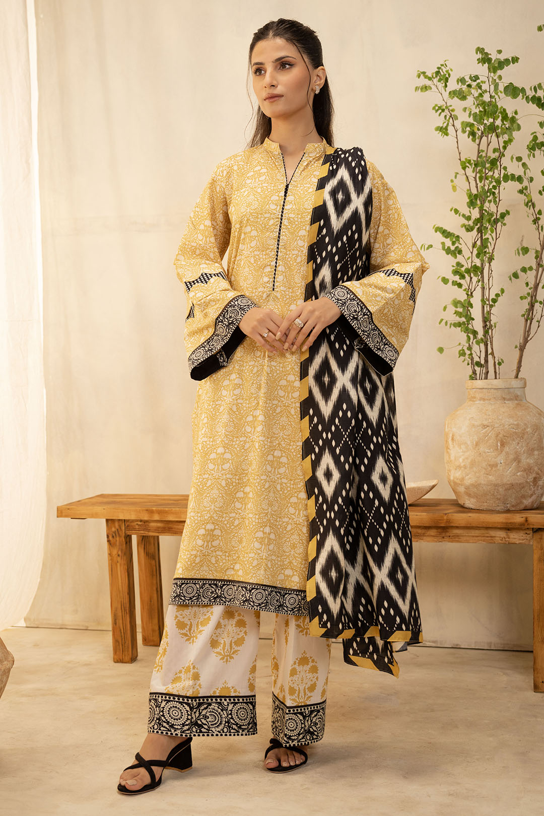 Zellbury | Unstitched 3 Piece Lawn | Shirt Shalwar Dupatta - 0130 -  Zellbury Women Essential Unstitched - Original Designer Dress - House of Maryam