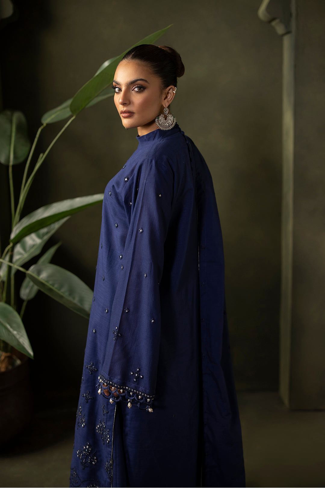 Zellbury | Unstitched 3 Piece Khaddar | Embroidered Shirt Shalwar Dupatta - 0322