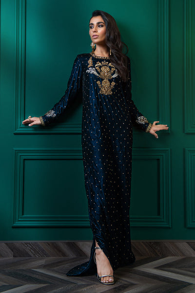 Wardha Saleem | Velvets Winter Fall 24 |  Shikar Gah 2 -  Wardha Saleem Ladies Clothes - Original Designer Dress - House of Maryam